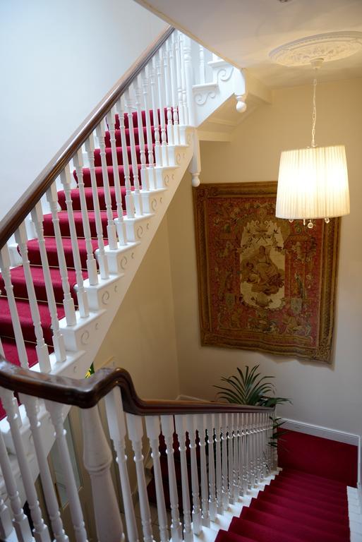 Ashbrook Arms Townhouse And Restaurant Hotel Durrow Bagian luar foto