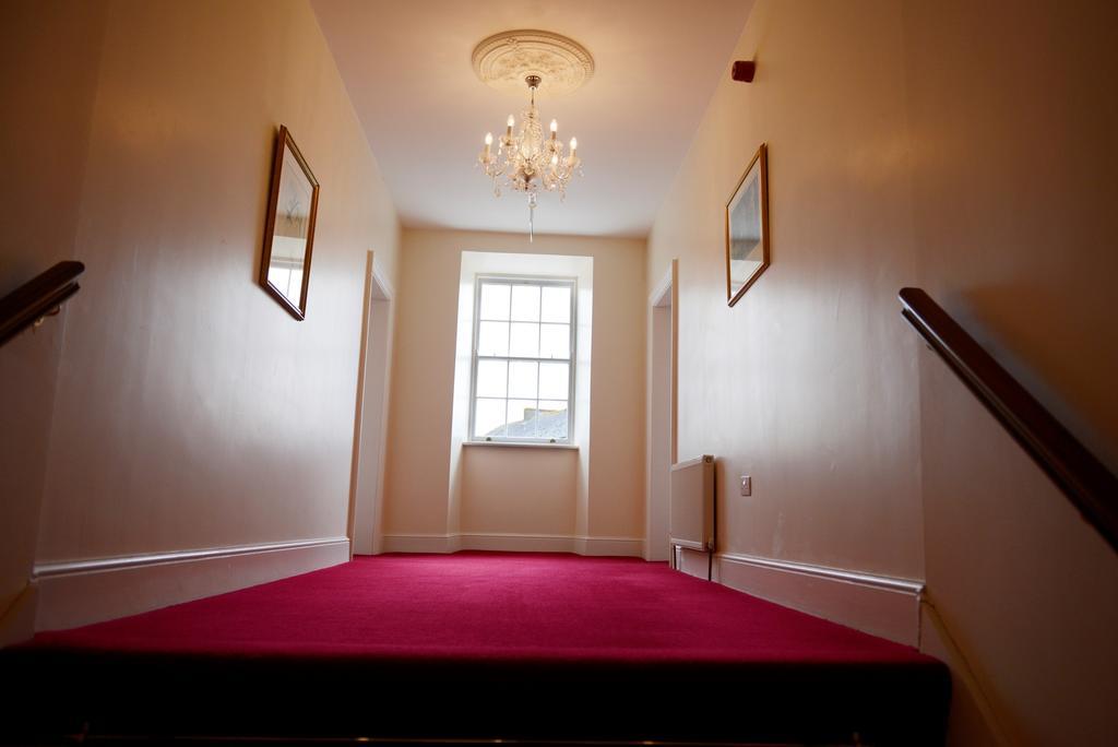 Ashbrook Arms Townhouse And Restaurant Hotel Durrow Bagian luar foto